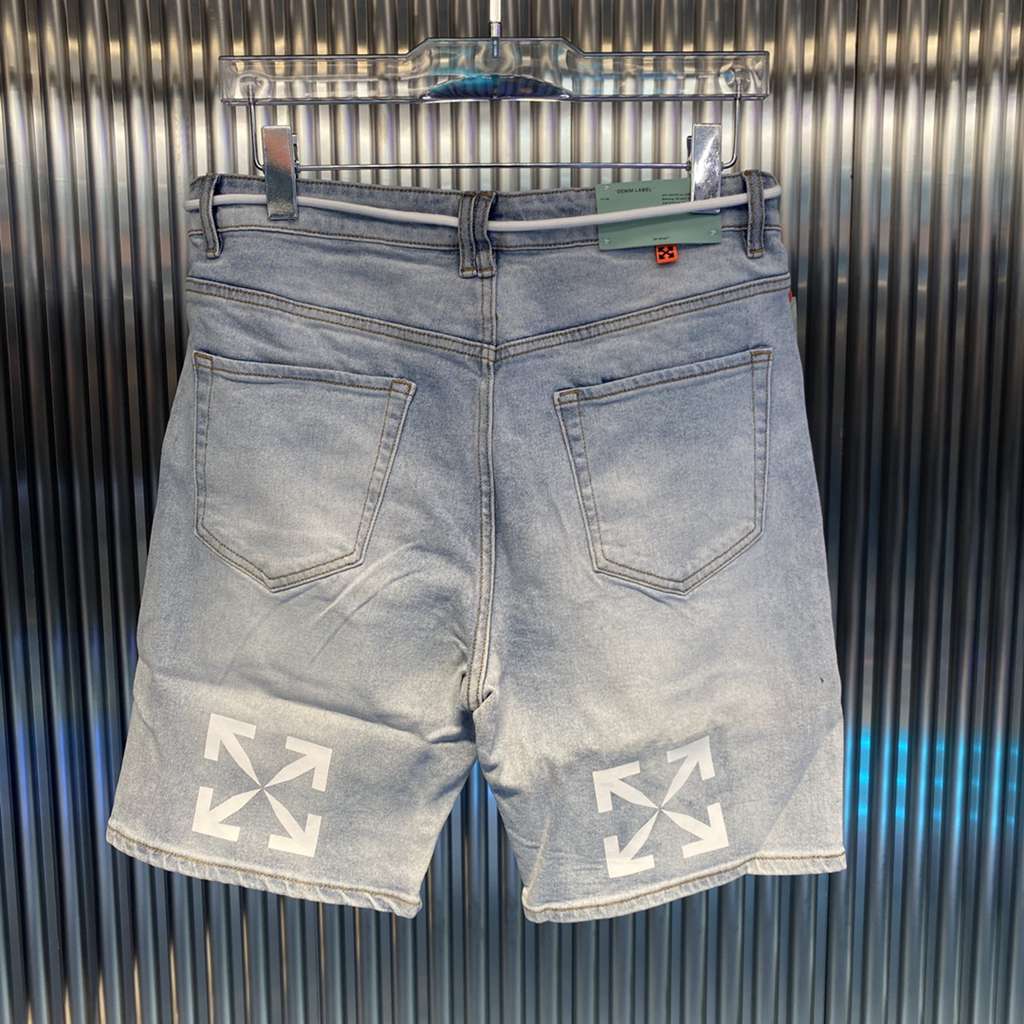 OFF WHITE